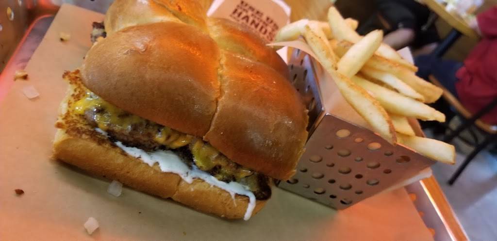 Chilis | restaurant | Wayne Newton Blvd, Las Vegas, NV 89119, USA | 7022614300 OR +1 702-261-4300