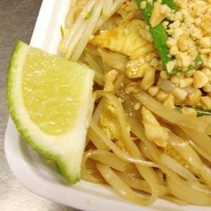 Little Chopsticks III | restaurant | 4171 N Main St, Fall River, MA 02720, USA | 5086799610 OR +1 508-679-9610