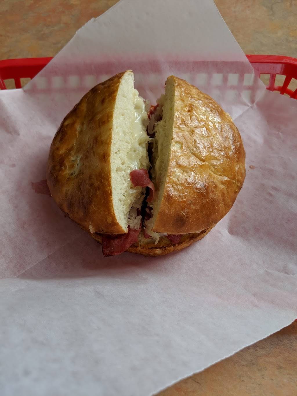 Zeros Sandwich Shop | meal takeaway | 507 Dallas St # C, Houston, TX 77002, USA | 7137399955 OR +1 713-739-9955