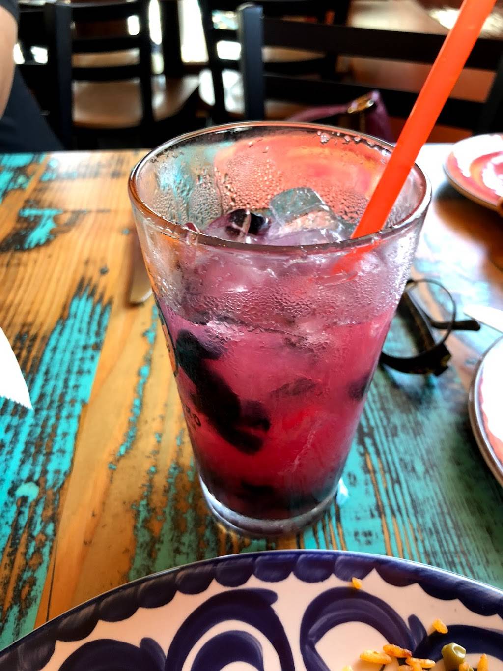 El Gato Negro - Lakeview | restaurant | 300 Harrison Ave, New Orleans, LA 70124, USA | 5044880107 OR +1 504-488-0107