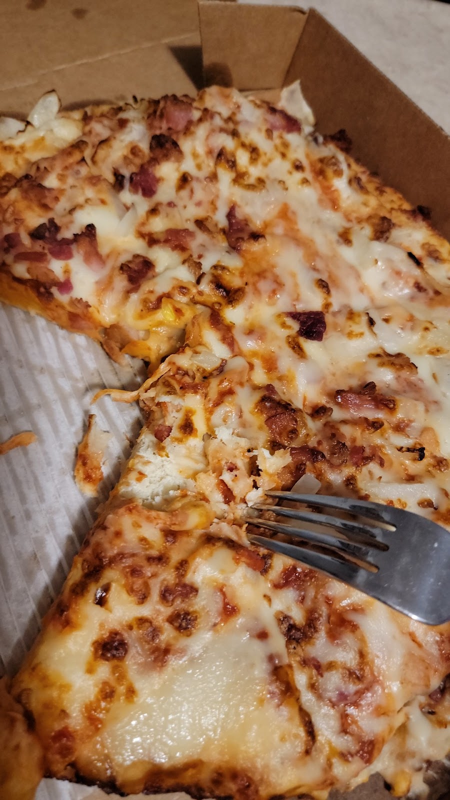 Dominos Pizza | meal delivery | 2020 N Lincoln St, Greensburg, IN 47240, USA | 8126514001 OR +1 812-651-4001