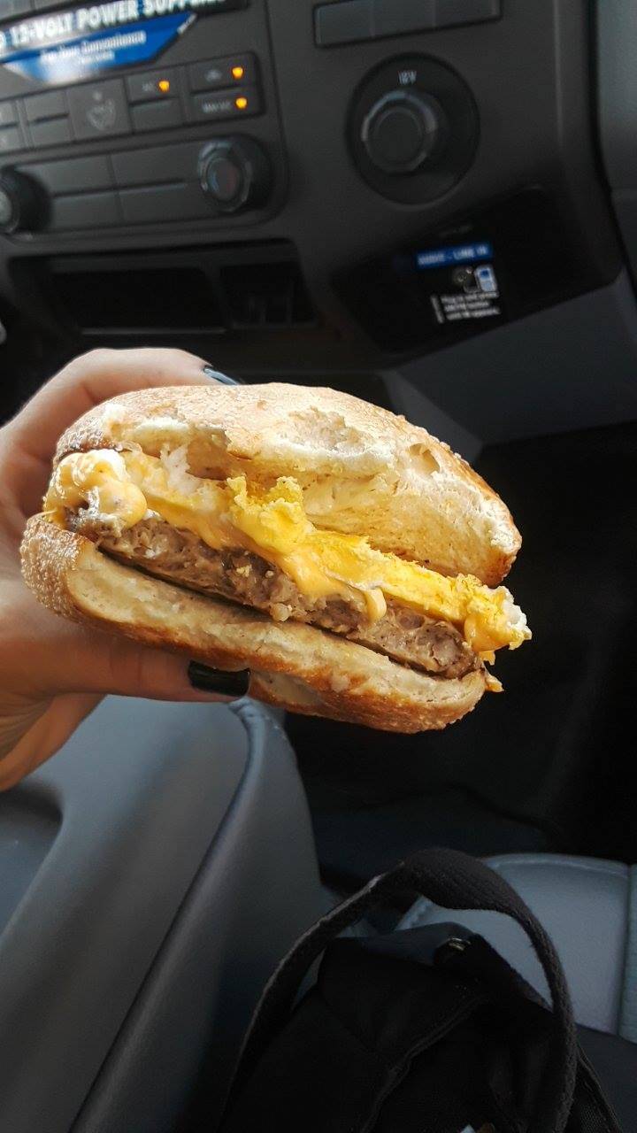 Dunkin | bakery | 2983 Executive Dr, Venice, FL 34292, USA | 9413753771 OR +1 941-375-3771