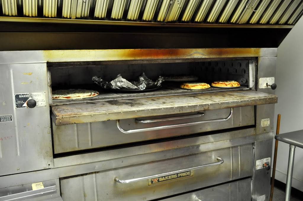 The Pizzeria | restaurant | 103 E Main St, Kalida, OH 45853, USA | 4195323322 OR +1 419-532-3322