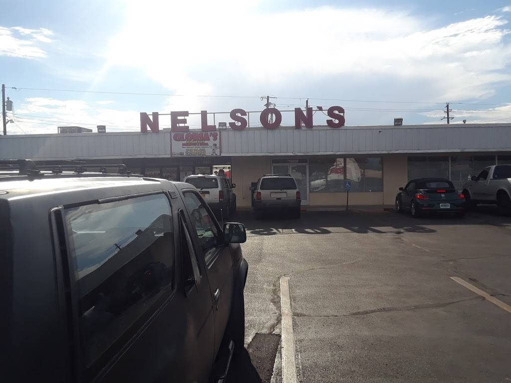 Glorias Nm Burritos & More | restaurant | 927 Old Coors Dr SW, Albuquerque, NM 87121, USA | 5058362255 OR +1 505-836-2255