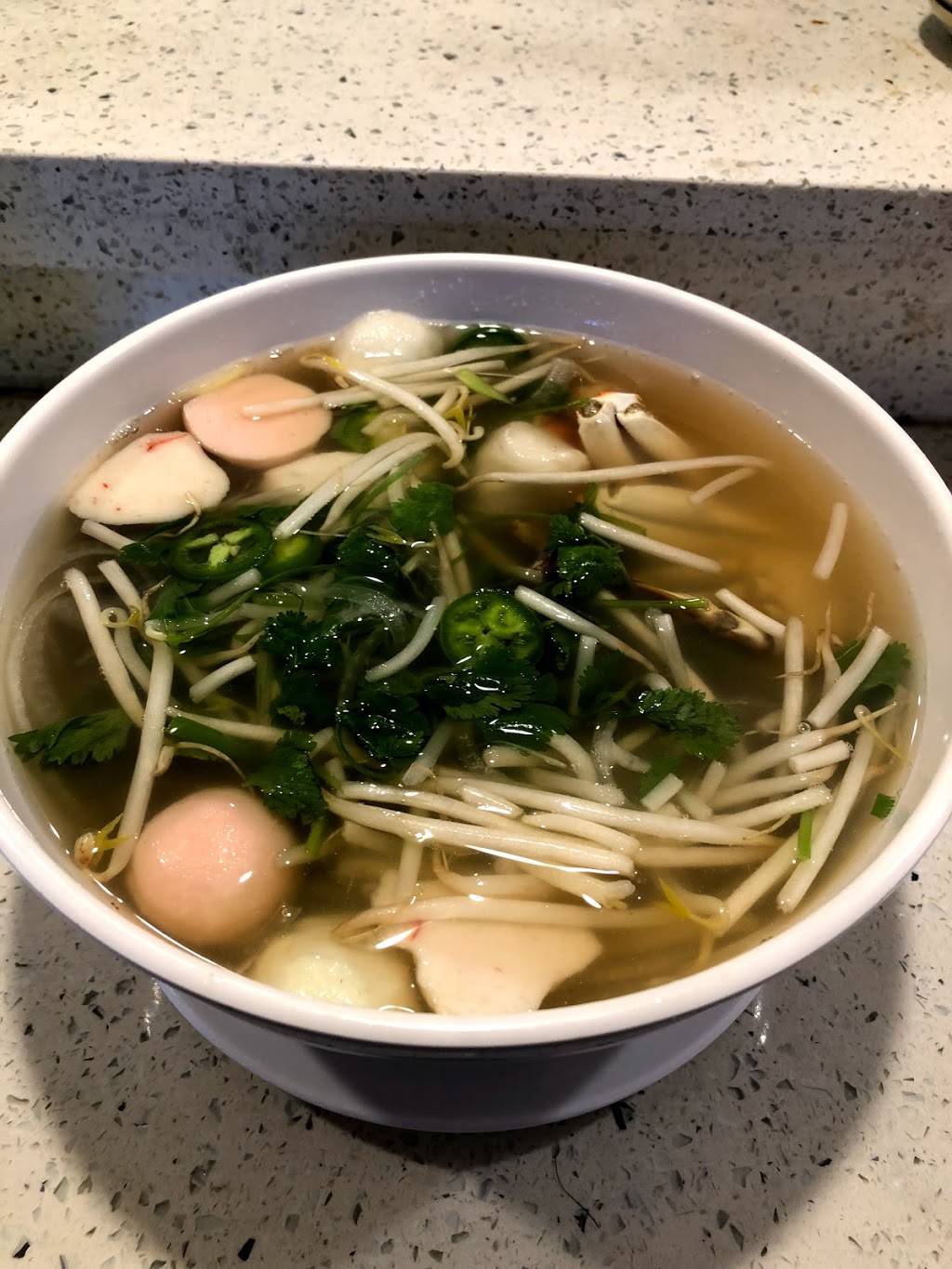 Pho & Roll | restaurant | 7007 Greenleaf Ave, Whittier, CA 90602, USA | 5626986947 OR +1 562-698-6947