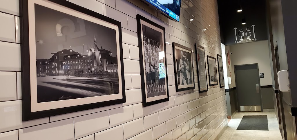 Bostons Restaurant & Sports Bar | restaurant | 340 Vin Rambla Dr, El Paso, TX 79912, USA | 9152453363 OR +1 915-245-3363