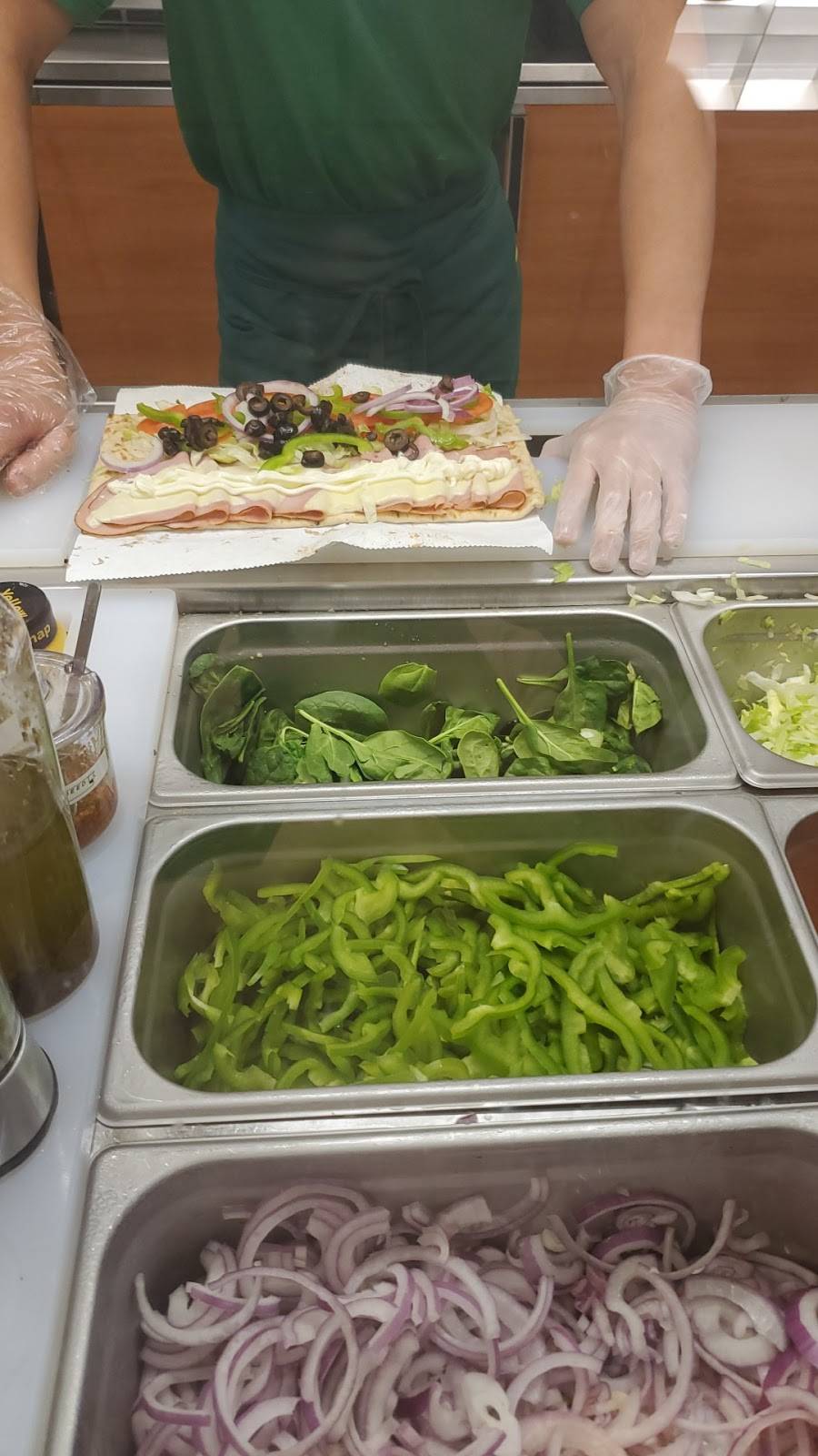 Subway Restaurants | restaurant | 3026 College Park Dr, The Woodlands, TX 77384, USA | 9362736366 OR +1 936-273-6366