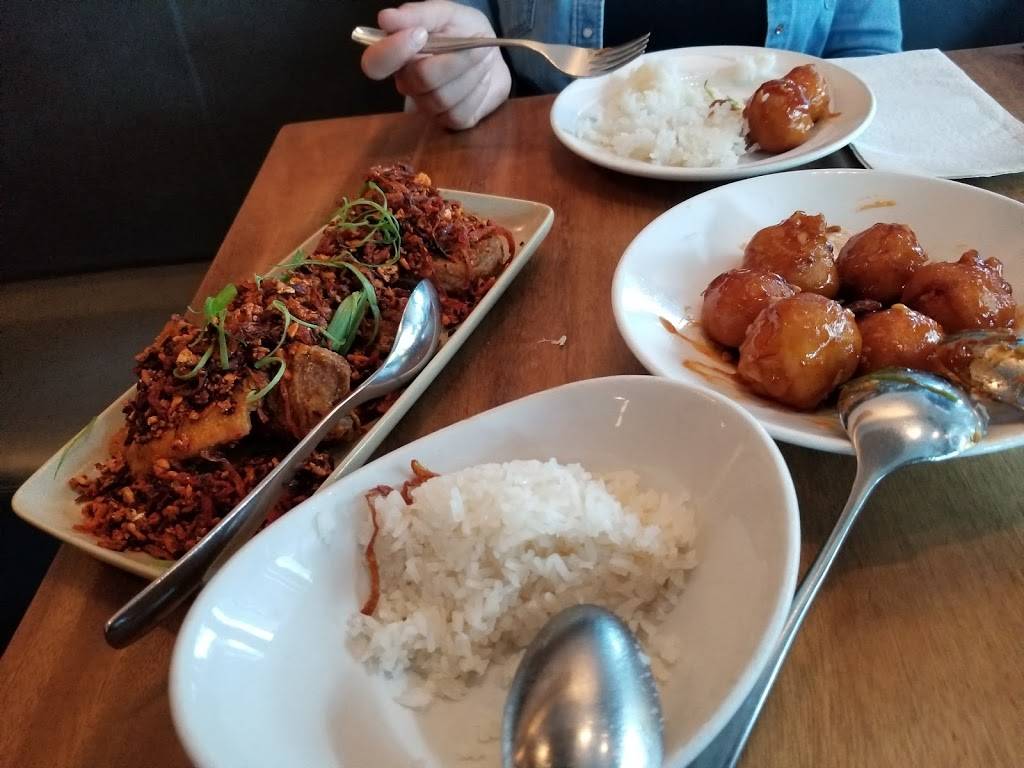 Burma Love | restaurant | 211 Valencia St, San Francisco, CA 94103, USA | 4158612100 OR +1 415-861-2100