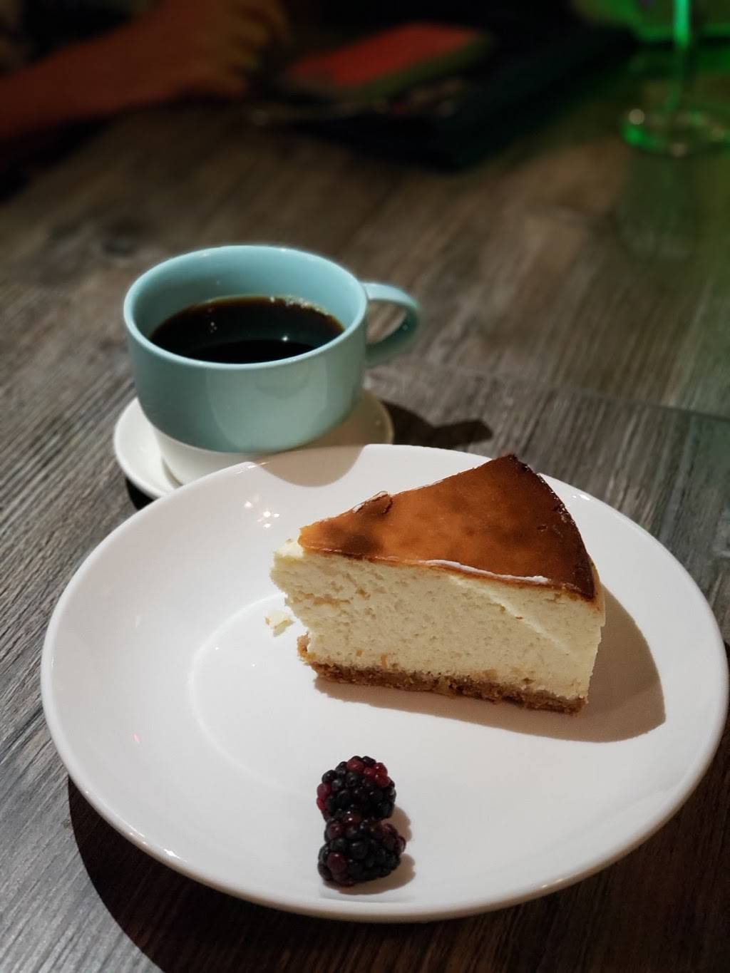 Umbrellas 1296 | restaurant | 1296 1st St, Sarasota, FL 34236, USA | 9415004810 OR +1 941-500-4810