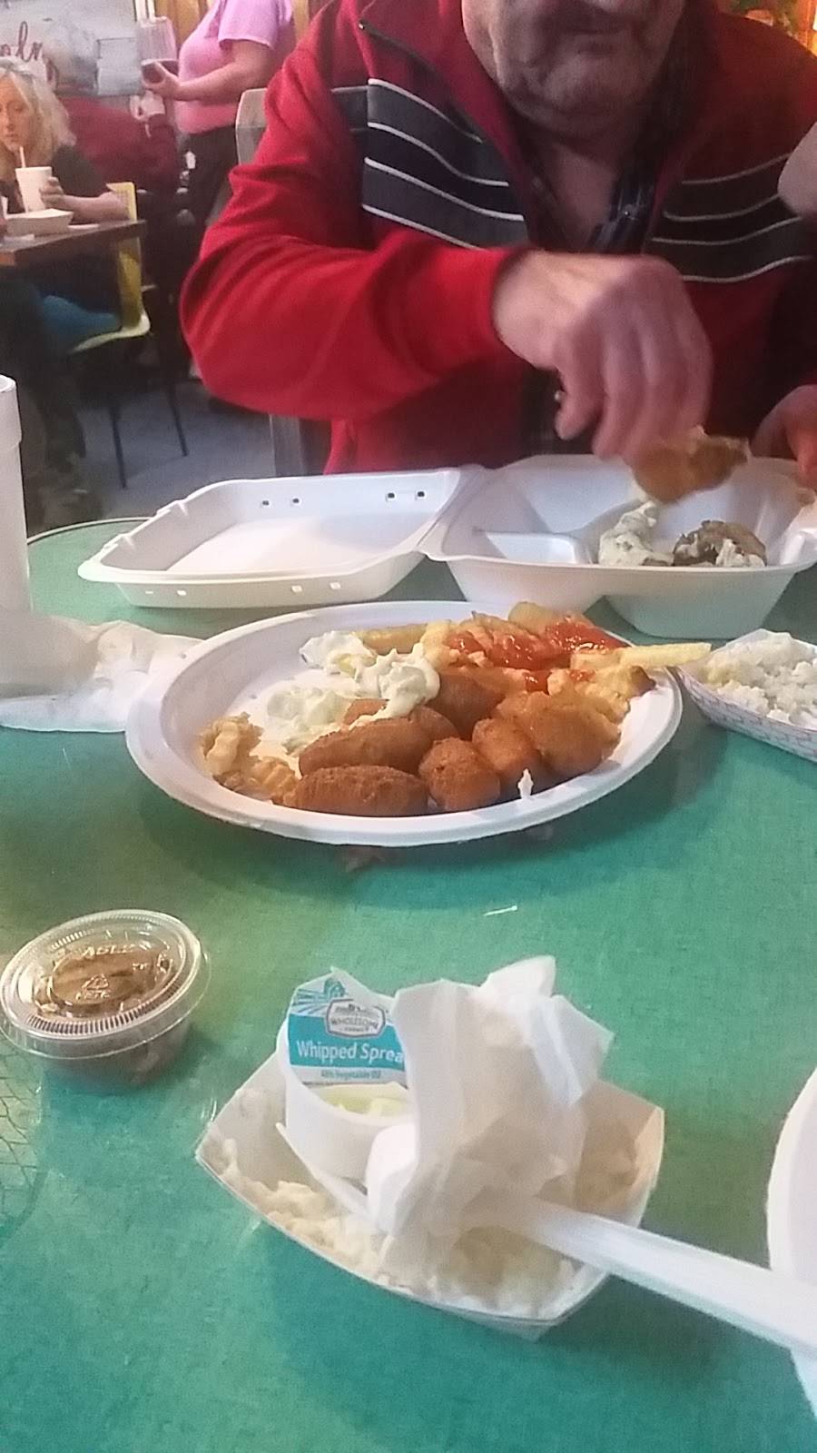 Cottons Seafood Of Lincolnton | restaurant | 1942 Gastonia Hwy, Lincolnton, NC 28092, USA | 7042403939 OR +1 704-240-3939