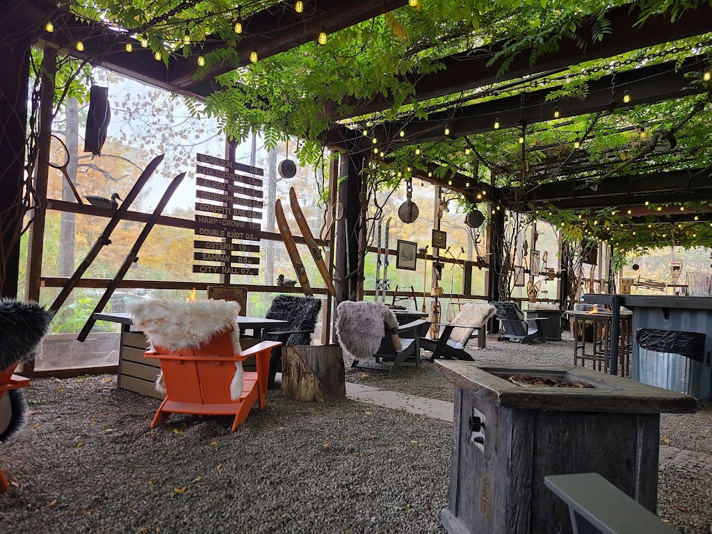 Independence Beer Garden | restaurant | 100 S Independence Mall W, Philadelphia, PA 19106, USA | 2159227100 OR +1 215-922-7100