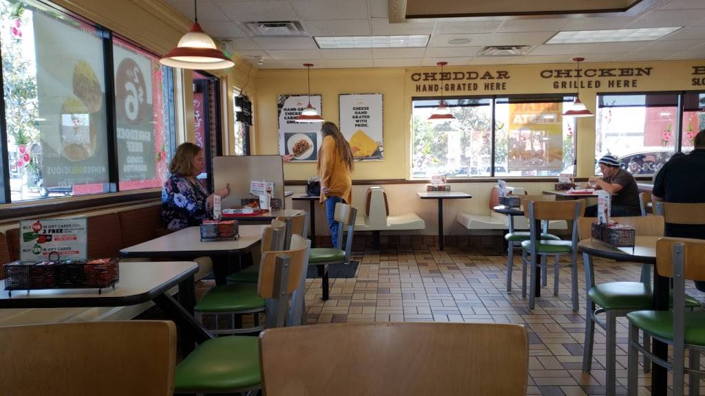 Del Taco | meal takeaway | 310 McKinley St, Corona, CA 92879, USA | 9517378344 OR +1 951-737-8344