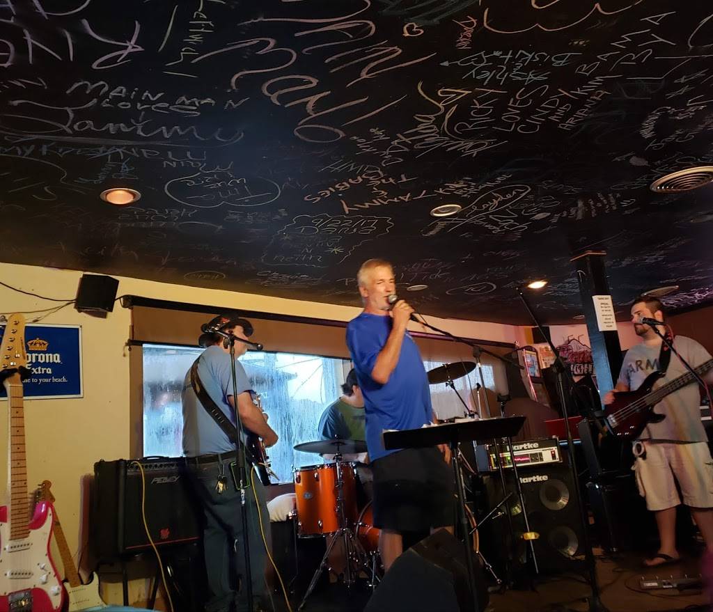 River Bend Sports Bar & Grill | restaurant | 108 Hurd Shoals Rd, Adger, AL 35006, USA | 2054913390 OR +1 205-491-3390