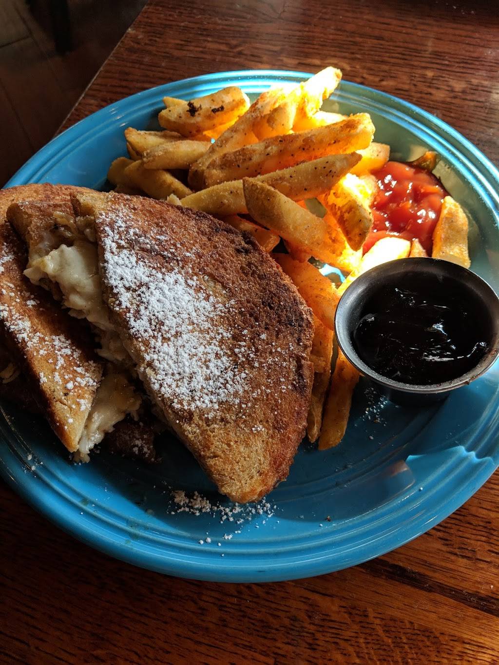 The Bohemian | restaurant | 2 W Stone Ave, Greenville, SC 29609, USA | 8642330006 OR +1 864-233-0006