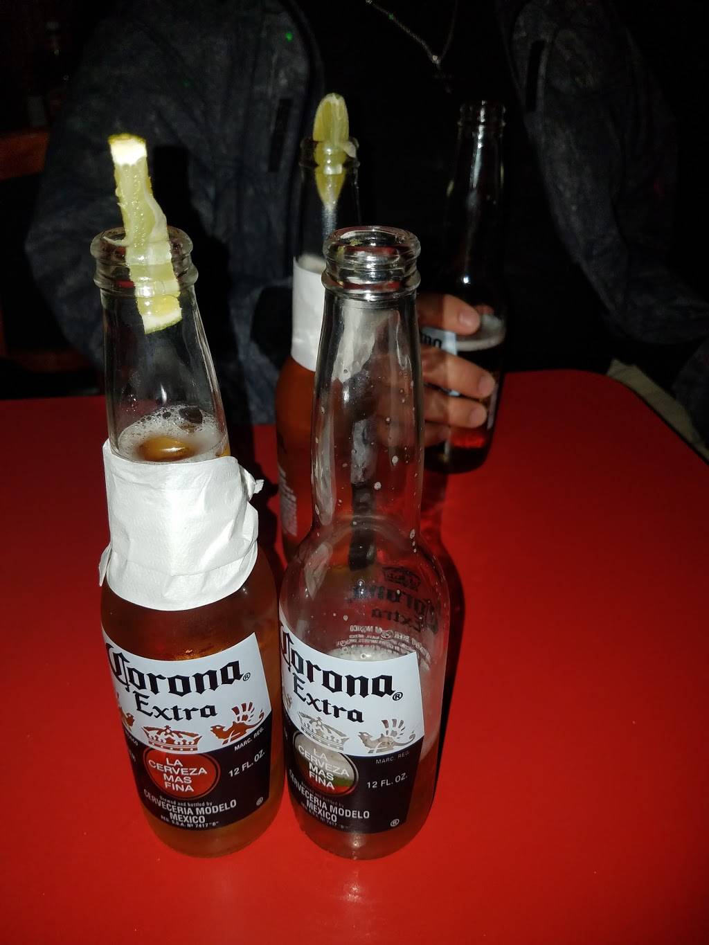 Las Vegas Restaurant & Bar | restaurant | 107 Shirley Ave, Revere, MA 02151, USA | 7812842430 OR +1 781-284-2430