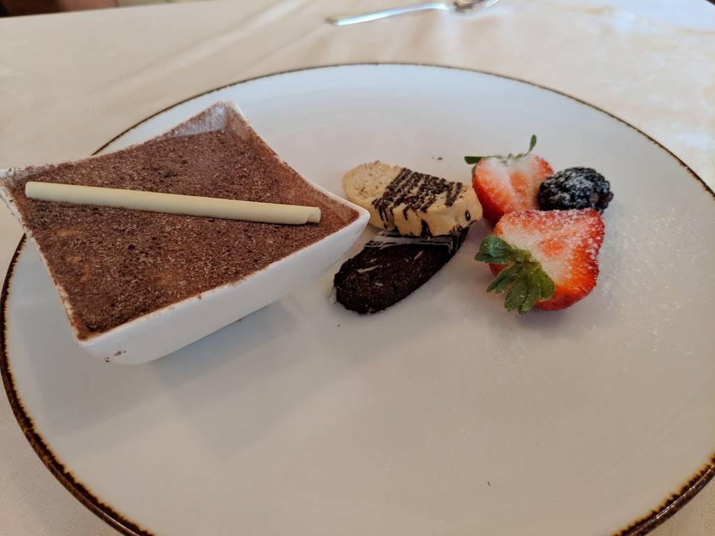 Mama Dellas Ristorante | restaurant | 5601 Universal Blvd, Orlando, FL 32819, USA | 4075033463 OR +1 407-503-3463