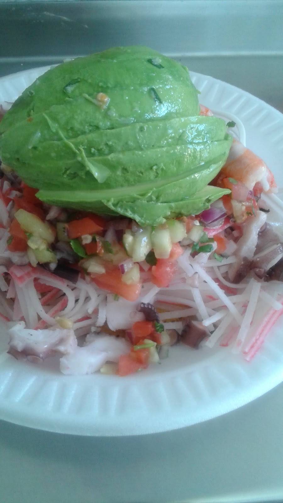 Mariscos Manzanillo | restaurant | 8527 Long Beach Blvd, South Gate, CA 90280, USA | 3235810400 OR +1 323-581-0400