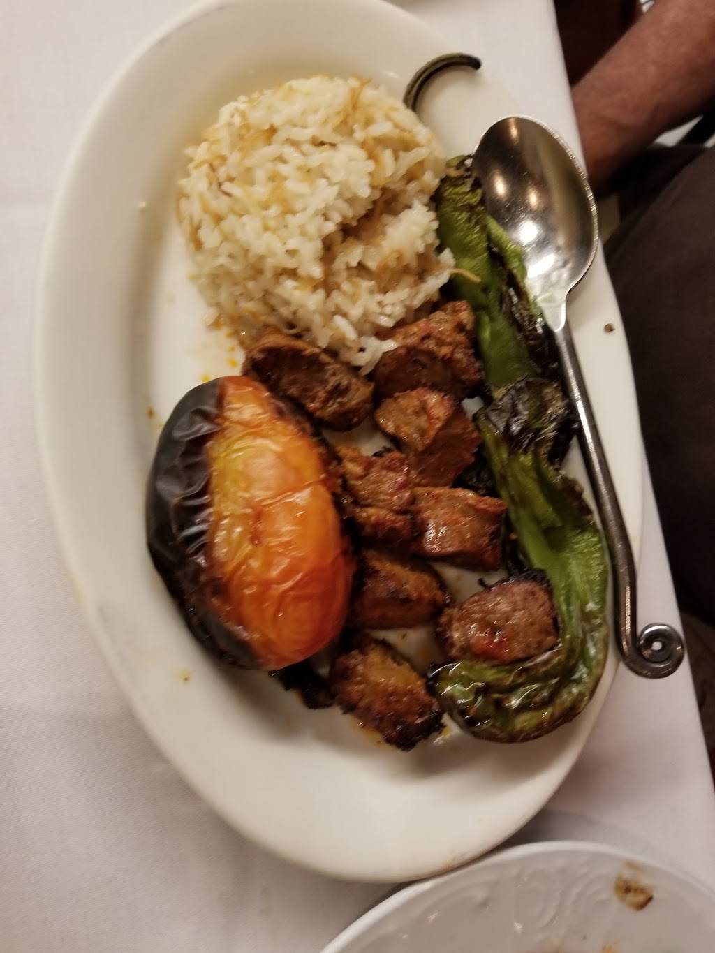 Mantee Cafe | restaurant | 10962 Ventura Blvd, Studio City, CA 91604, USA | 8187616565 OR +1 818-761-6565