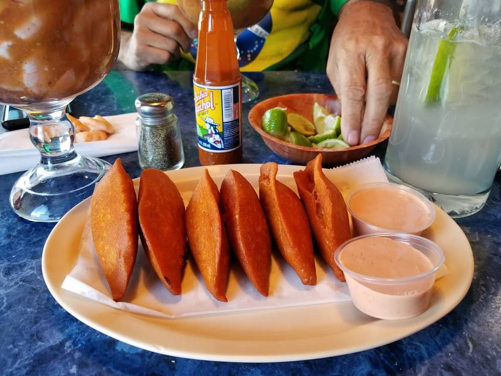 Las Islas Marias | restaurant | 16393 E Foothill Blvd, Fontana, CA 92335, USA | 9098232140 OR +1 909-823-2140