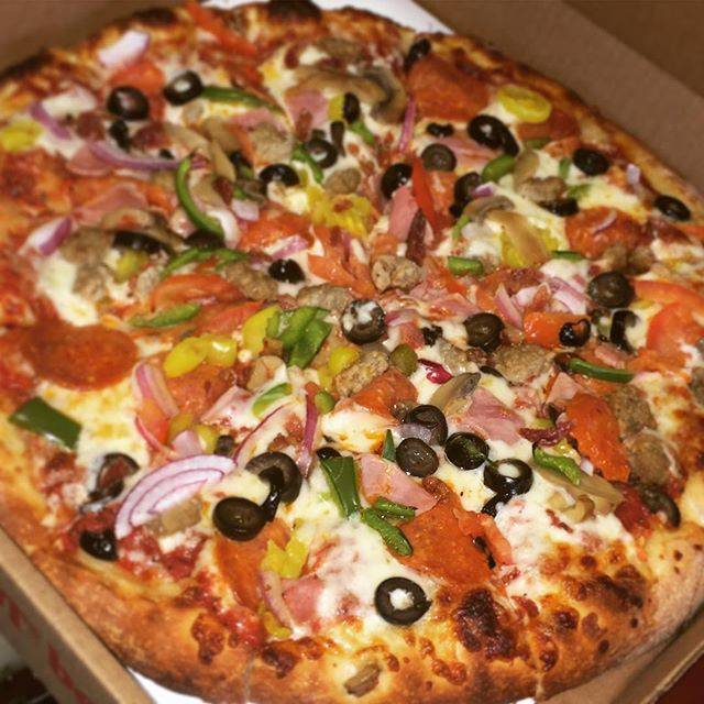 Value Pizzeria & Deli | restaurant | 1127 W Warren Ave, Detroit, MI 48201, USA | 3138321666 OR +1 313-832-1666