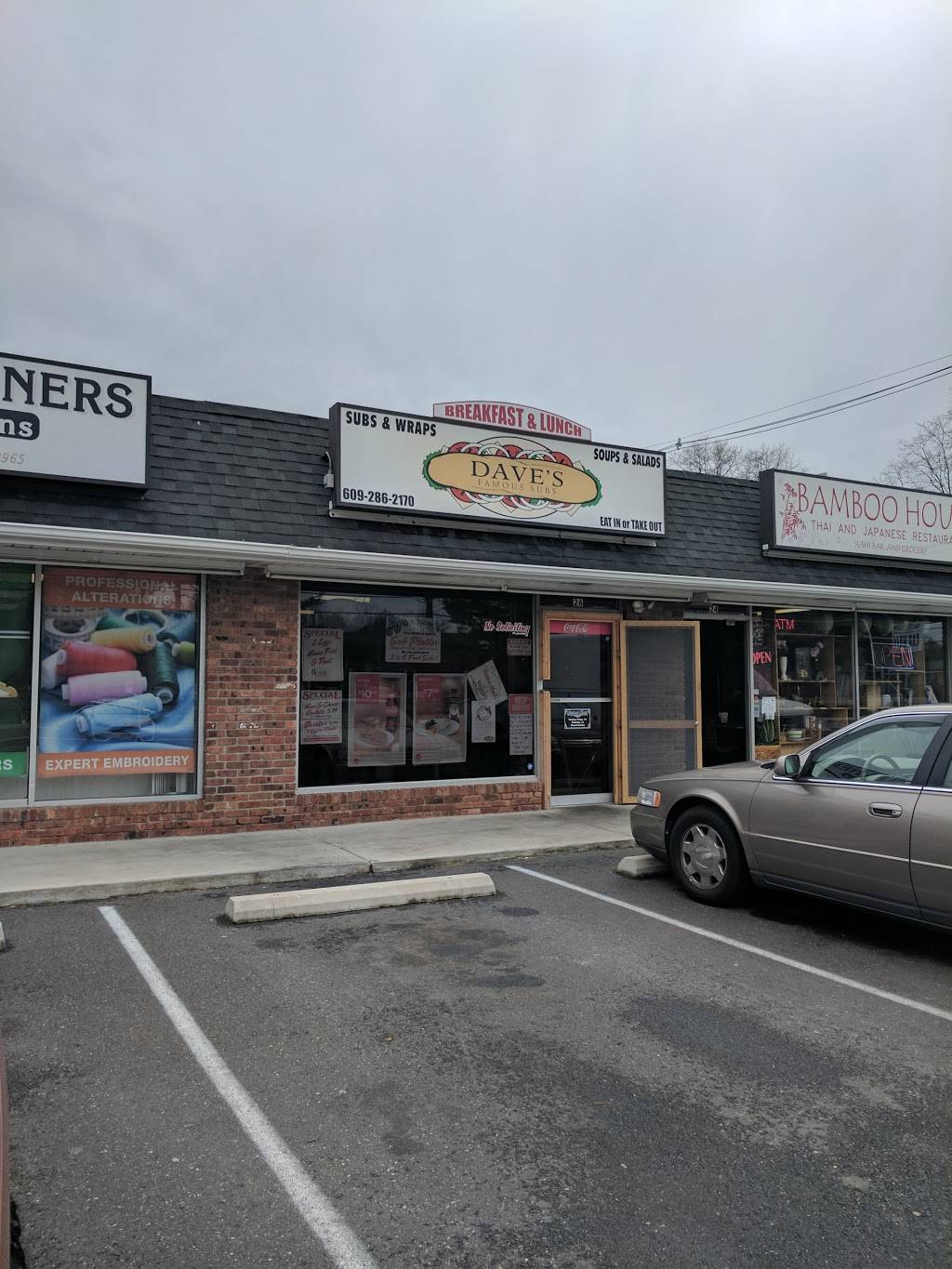 Daves Famous Subs | restaurant | 26 Wrightstown Cookstown Rd, Cookstown, NJ 08511, USA | 6092862170 OR +1 609-286-2170