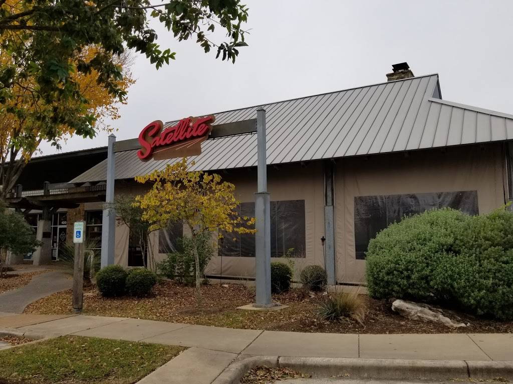 Satellite...Eat. Drink. Orbit. | restaurant | 5900 W Slaughter Ln #400C, Austin, TX 78749, USA | 5122889994 OR +1 512-288-9994
