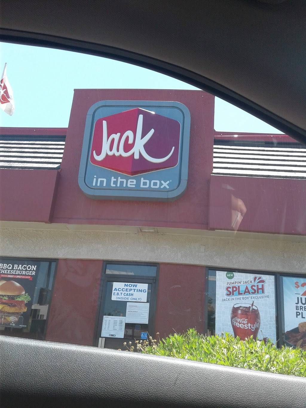 Jack in the Box | restaurant | 1898 Bellevue Rd, Atwater, CA 95301, USA | 2093585992 OR +1 209-358-5992