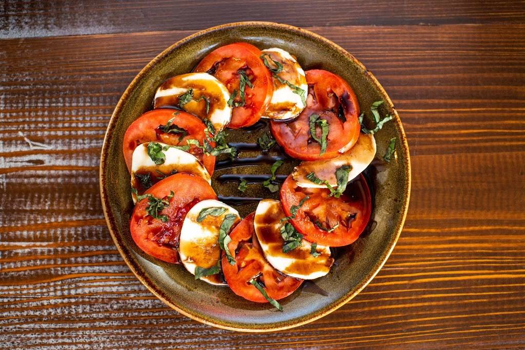 The Lookout Rooftop Bar | restaurant | 111 Greensboro Ave, Tuscaloosa, AL 35401, USA | 2054691660 OR +1 205-469-1660