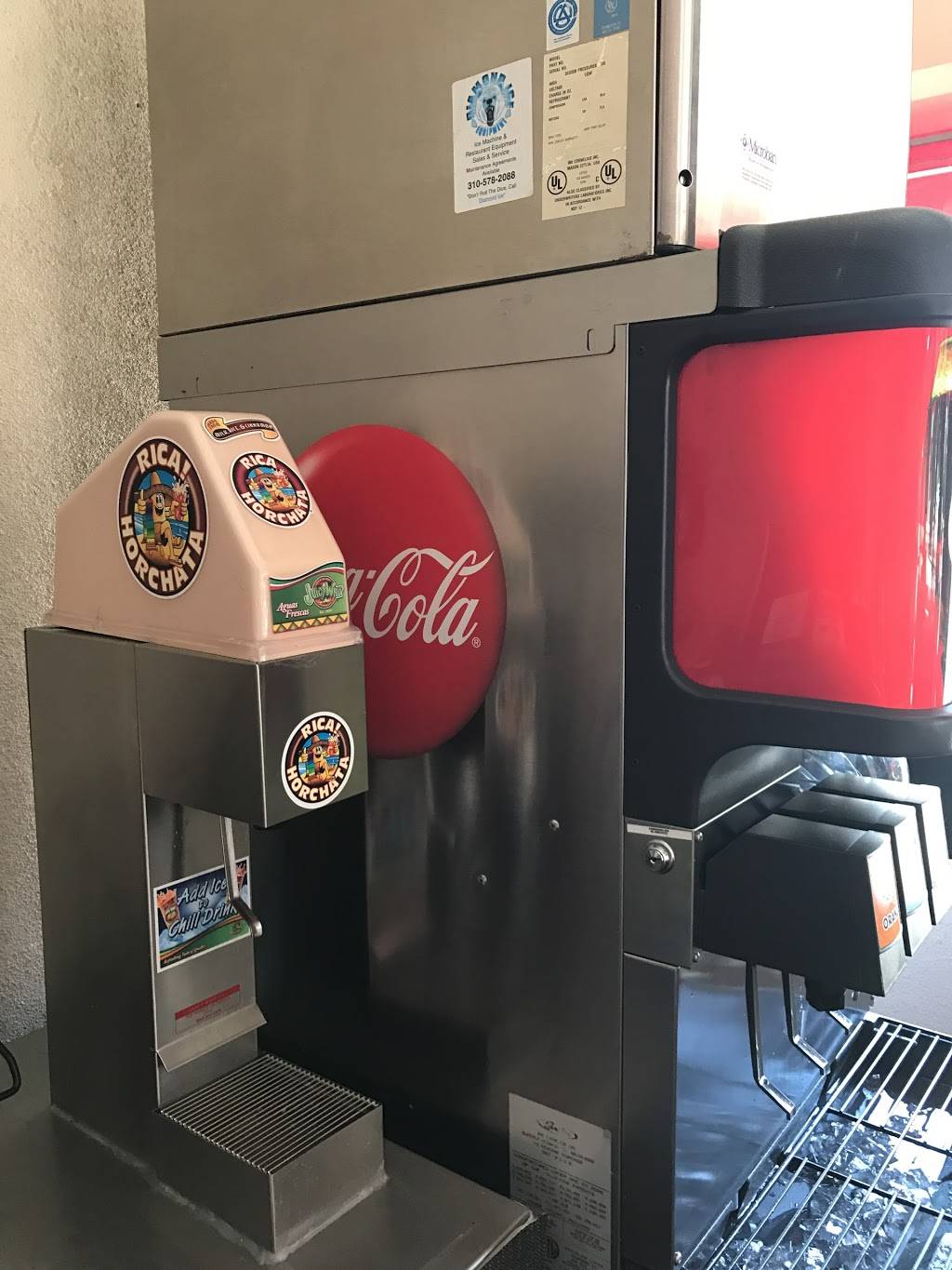 Mad Men Deli | restaurant | 5301 W North Venice Blvd, Los Angeles, CA 90019, USA | 3235923432 OR +1 323-592-3432