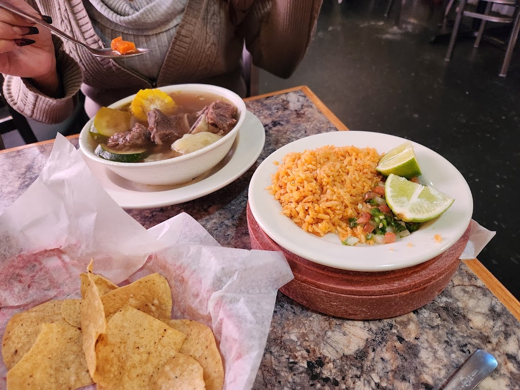 Reynas Mexican Restaurant | restaurant | 3601 W Wall St, Midland, TX 79701, USA | 4326992109 OR +1 432-699-2109