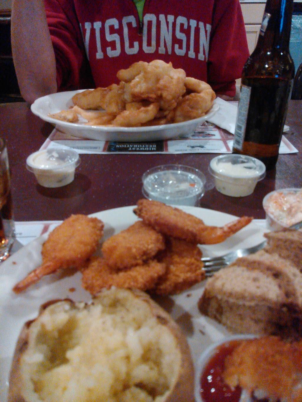 Lake Park Pub | restaurant | 8904 Lake Park Rd, Menasha, WI 54952, USA | 9207391901 OR +1 920-739-1901