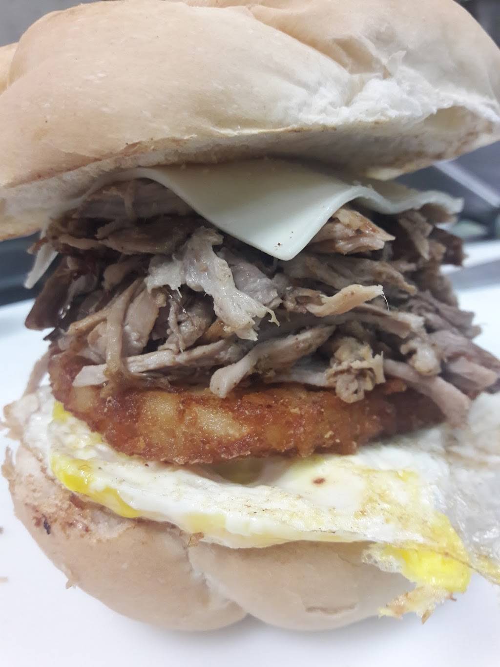 Calú Comfort Food | restaurant | 2119 63rd Ave E, Bradenton, FL 34203, USA | 9418964617 OR +1 941-896-4617