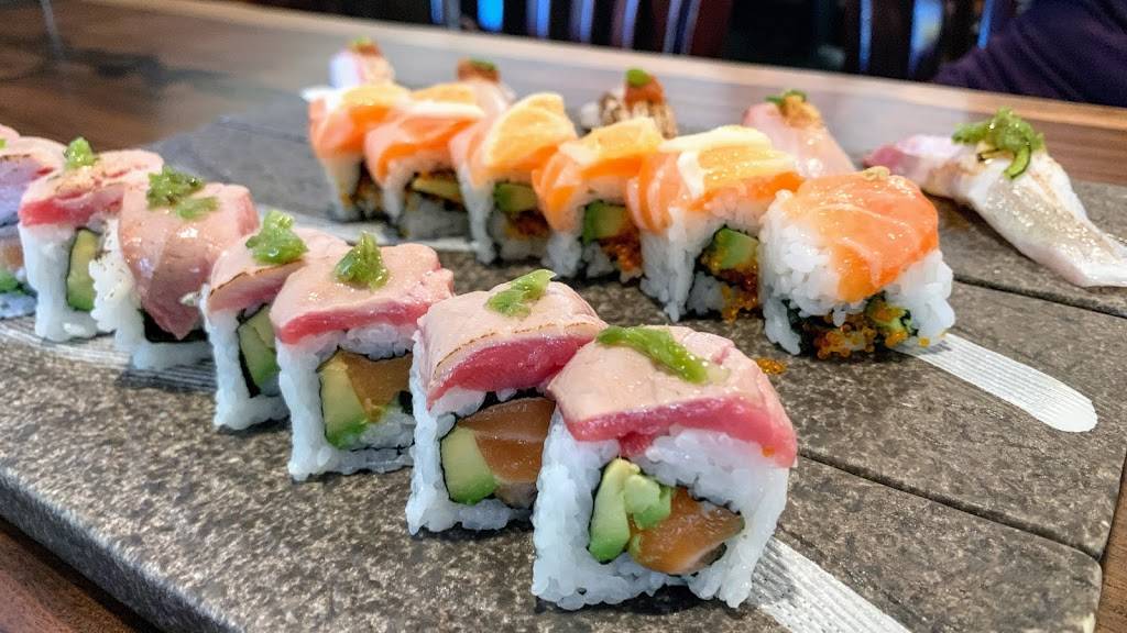 Ichika Sushi House | restaurant | 118 Old County Rd, Brisbane, CA 94005, USA | 4158255790 OR +1 415-825-5790