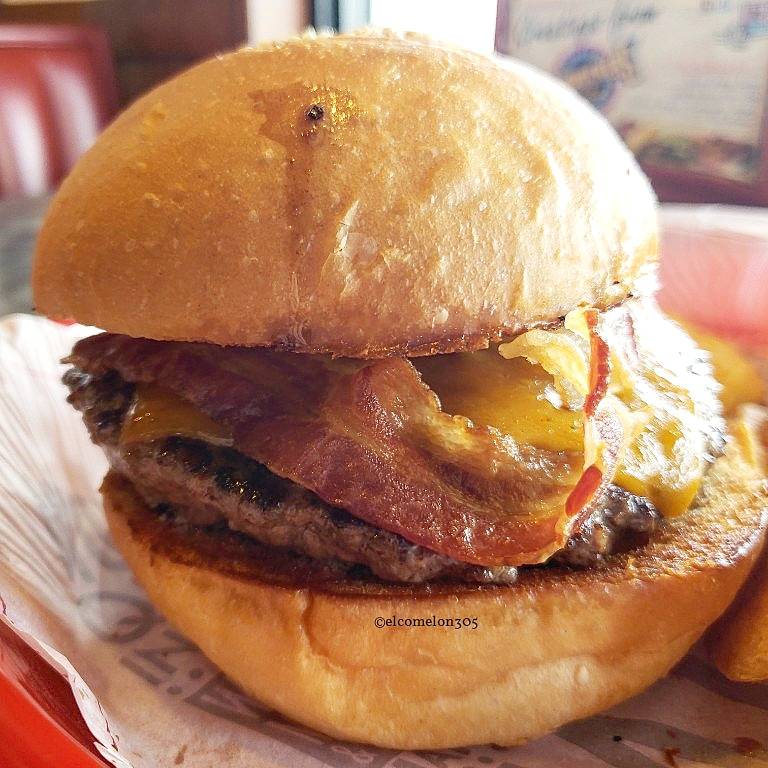 Fuddruckers | restaurant | 14875 S Dixie Hwy, Miami, FL 33176, USA | 3052385628 OR +1 305-238-5628
