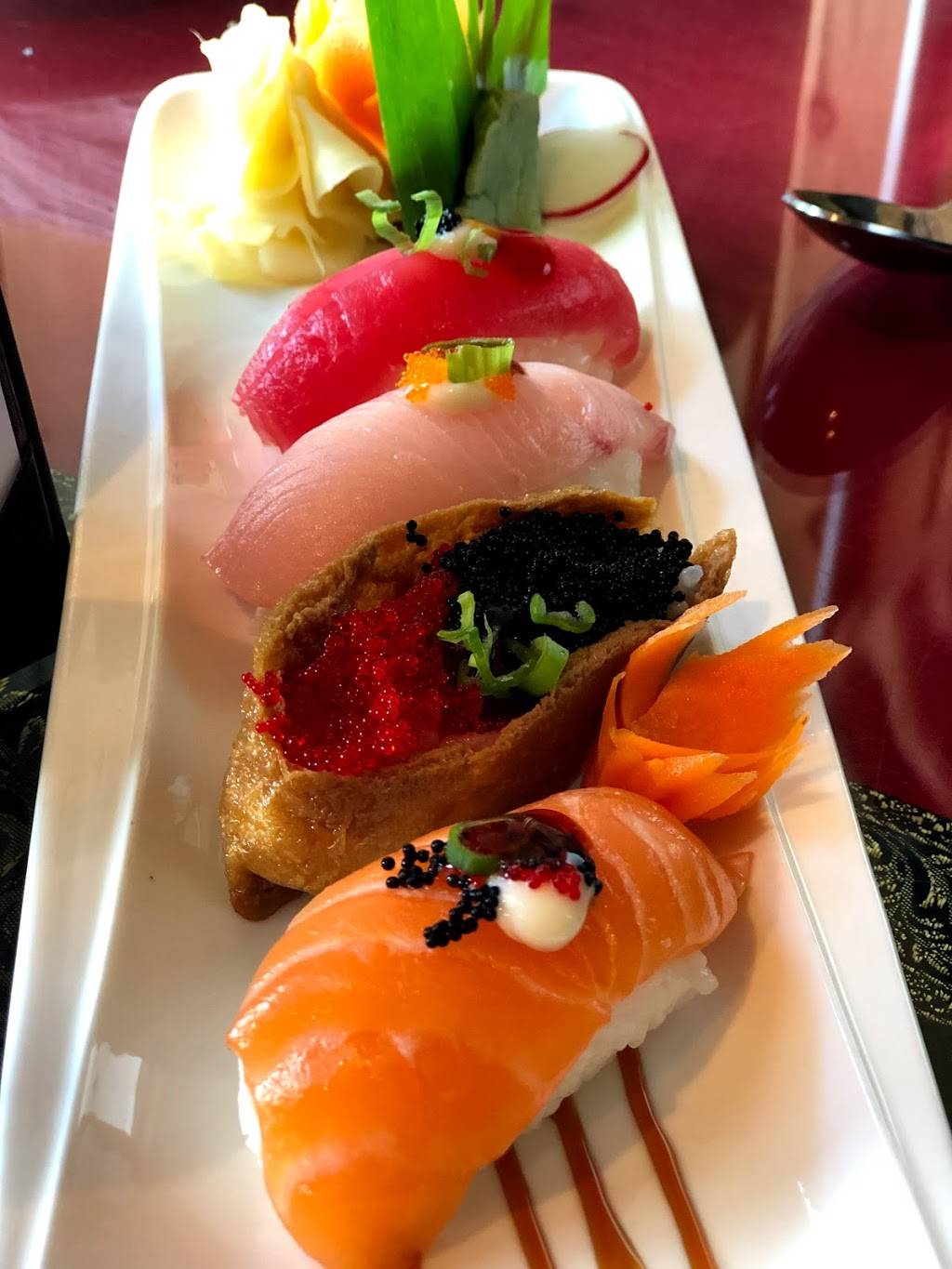 Dusit Thai Cuisine | restaurant | 158 Main St, Newport, VT 05855, USA | 8024879305 OR +1 802-487-9305