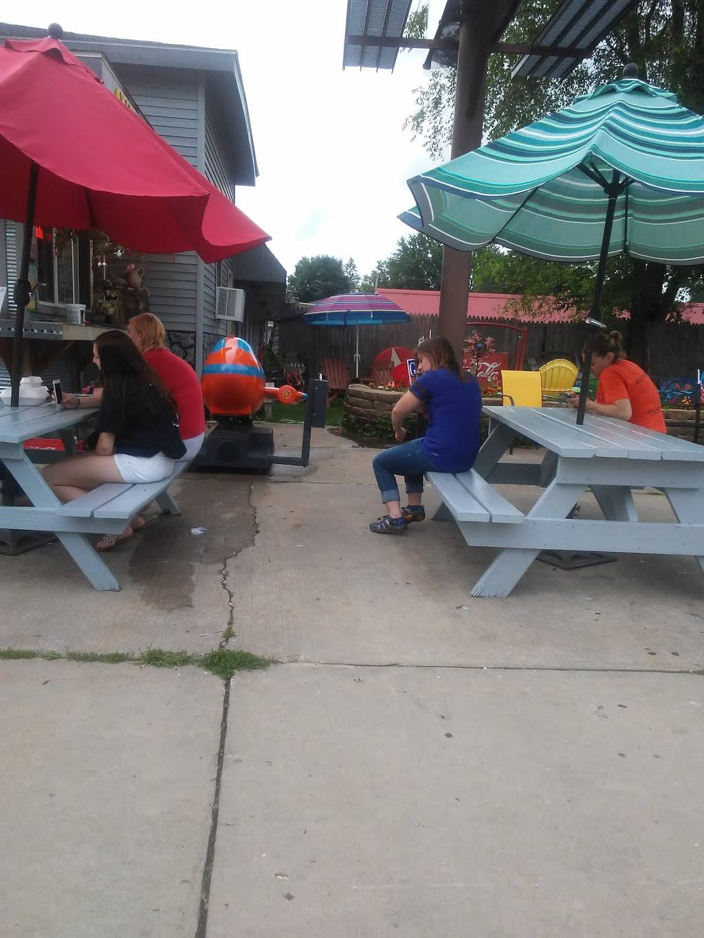 Tiajuana Crossing | restaurant | 286 W 6th St, Richland Center, WI 53581, USA | 6086478771 OR +1 608-647-8771