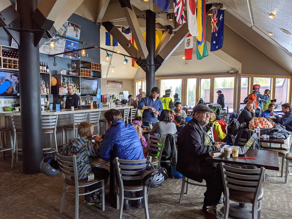 Tahoe Donner Downhill Ski Resort | restaurant | 11603 Snowpeak Way, Truckee, CA 96161, USA | 5305879444 OR +1 530-587-9444