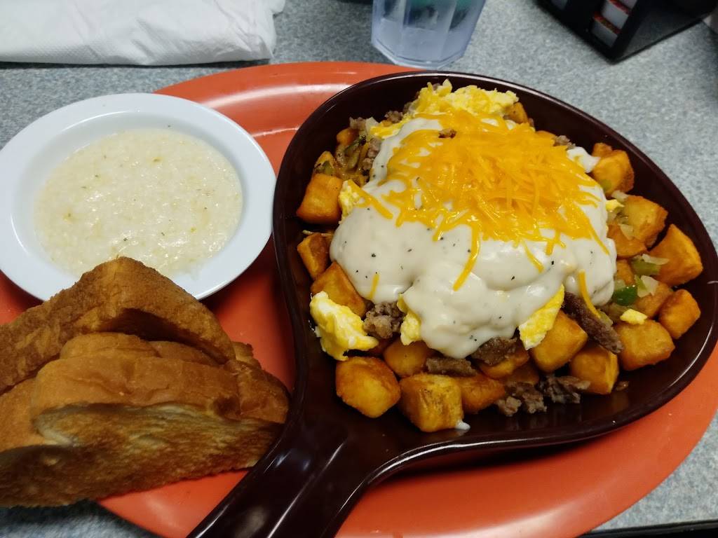 Carolinas Diner | restaurant | 5605 W Friendly Ave Ste E, Greensboro, NC 27410, USA | 3362979363 OR +1 336-297-9363