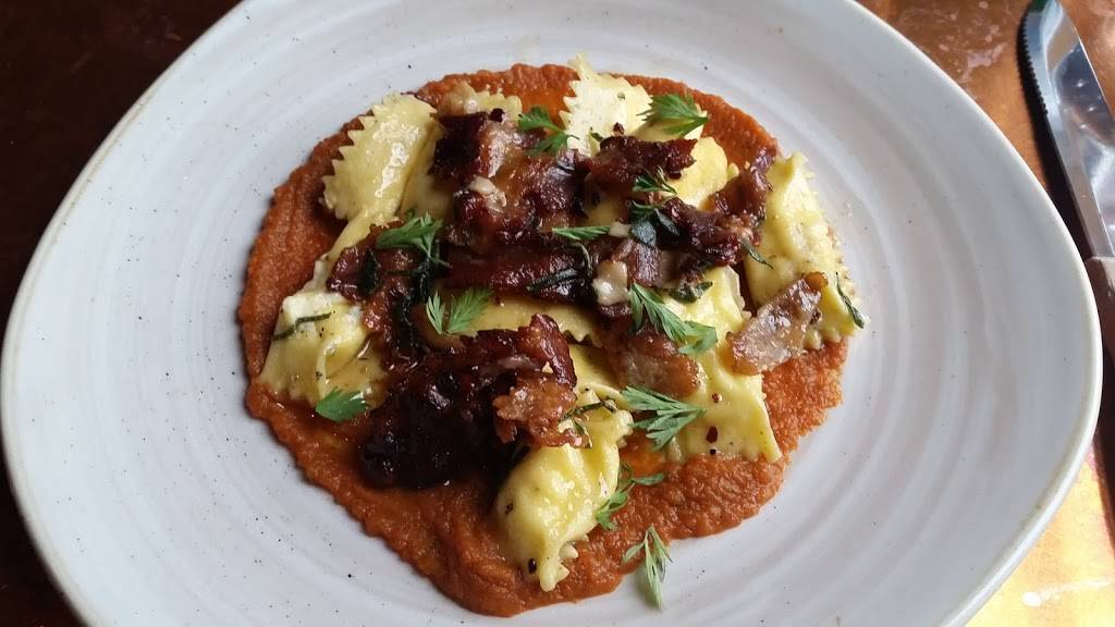 Truckee Tavern and Grill | restaurant | 10118 Donner Pass Rd, Truckee, CA 96161, USA | 5305873766 OR +1 530-587-3766