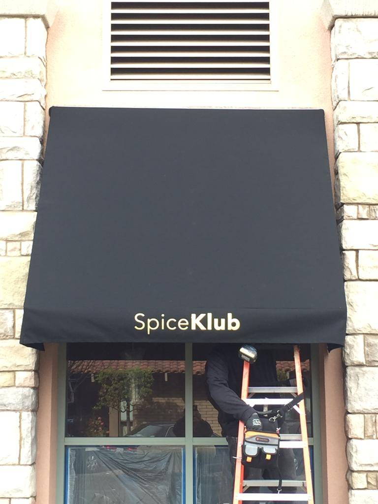 SpiceKlub | restaurant | 10310 S De Anza Blvd, Cupertino, CA 95014, USA | 4155740099 OR +1 415-574-0099