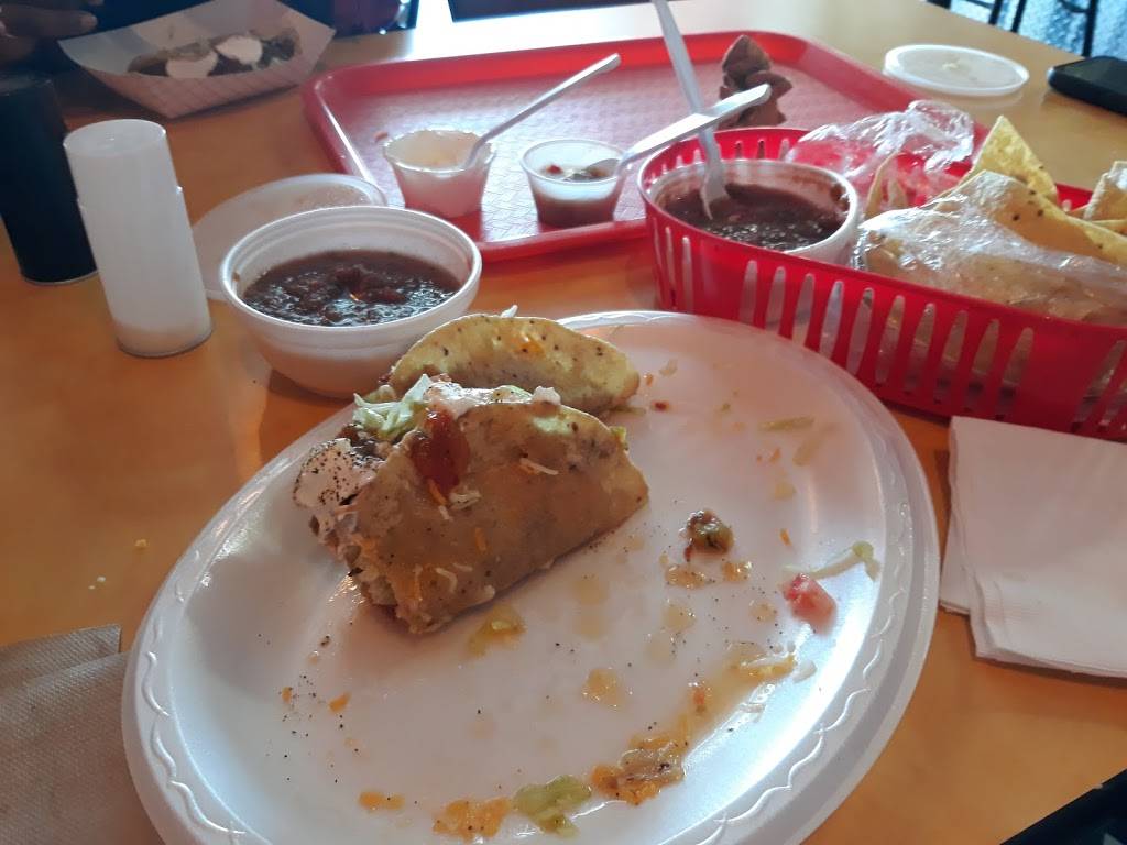 Pericos Tacos and Burritos | restaurant | 10401 Golf Course Rd NW, Albuquerque, NM 87114, USA | 5057925255 OR +1 505-792-5255