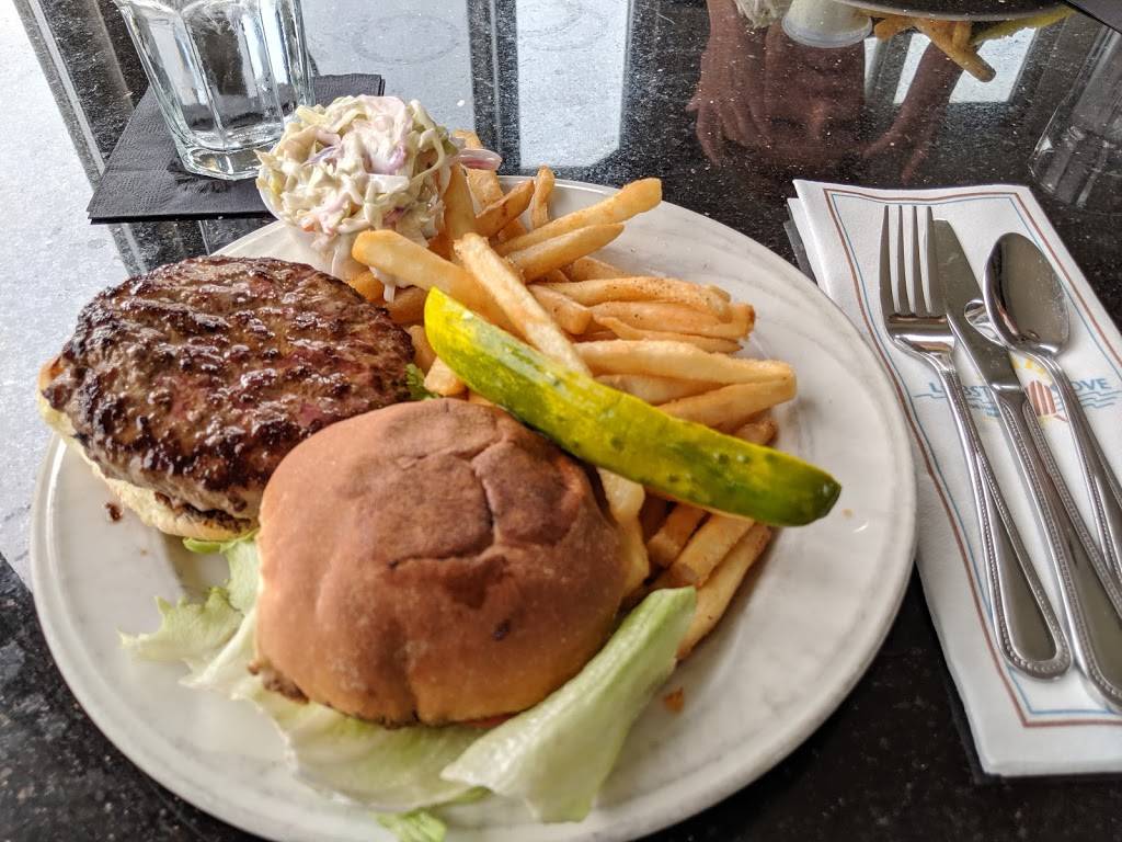 Lobster Cove | restaurant | 756 York St, York, ME 03909, USA | 2073511100 OR +1 207-351-1100