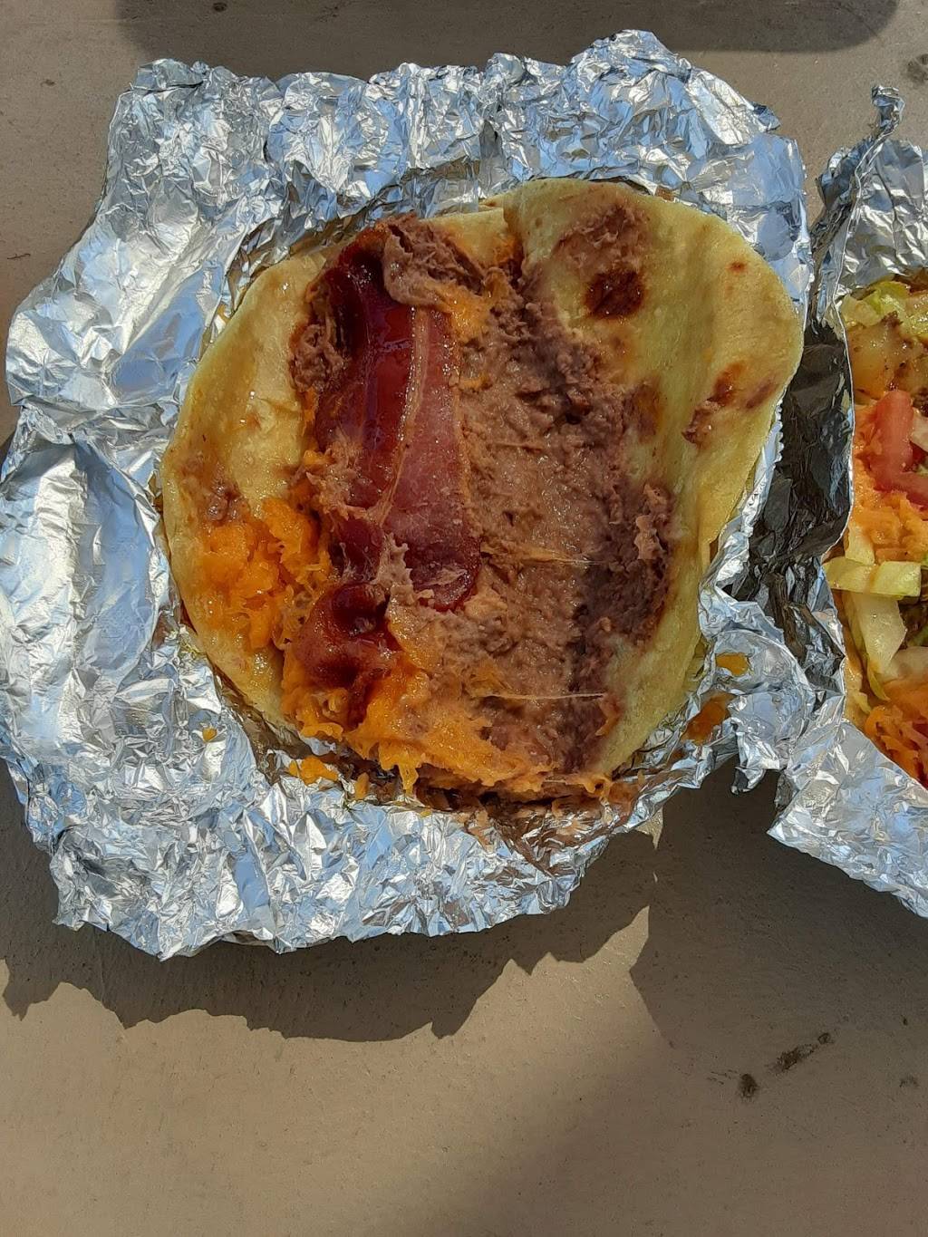 Con Huevos Tacos | restaurant | 1629 E Houston St, San Antonio, TX 78202, USA | 2102299295 OR +1 210-229-9295