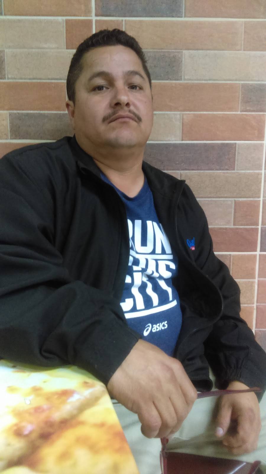 MY JHONS PIZZA | restaurant | 22237, El Florido 1ra y 2da Secc, 22237 Tijuana, B.C., Mexico | 016642112321 OR +52 664 211 2321