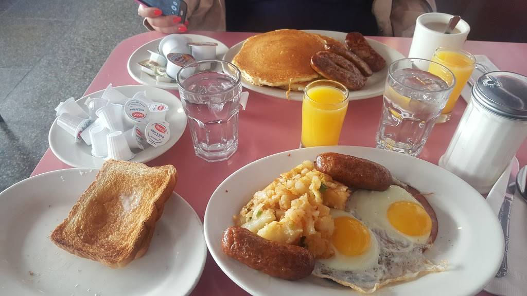 Glendale Diner | restaurant | 71-08 Myrtle Ave, Glendale, NY 11385, USA | 7183668846 OR +1 718-366-8846