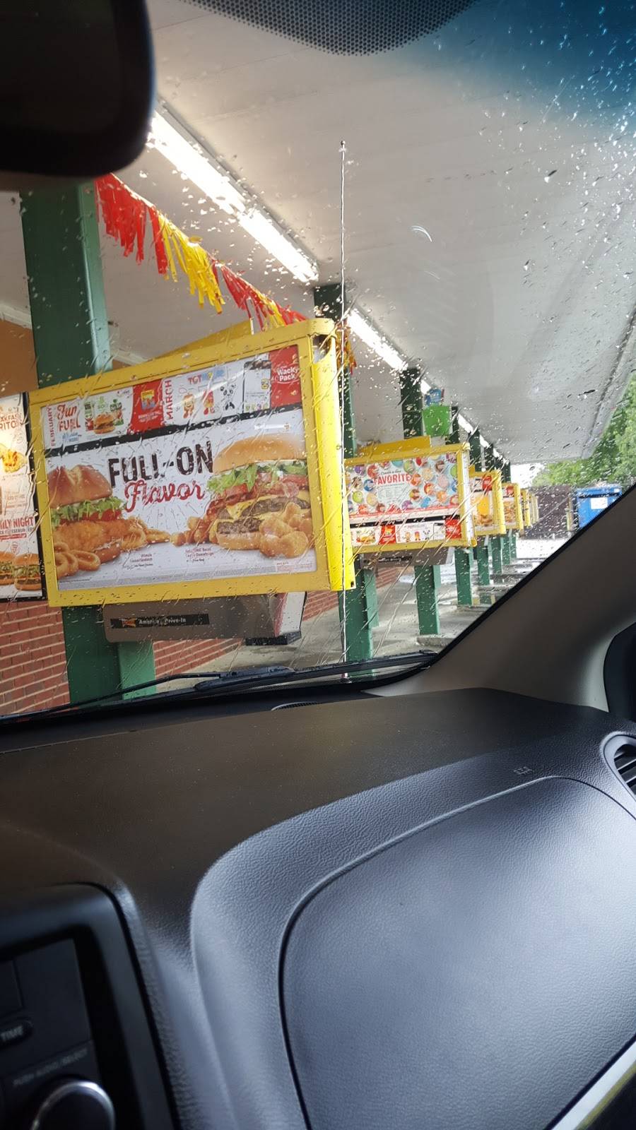 Sonic Drive-In | restaurant | 1529 W Floyd Baker Blvd, Gaffney, SC 29341, USA | 8644896040 OR +1 864-489-6040