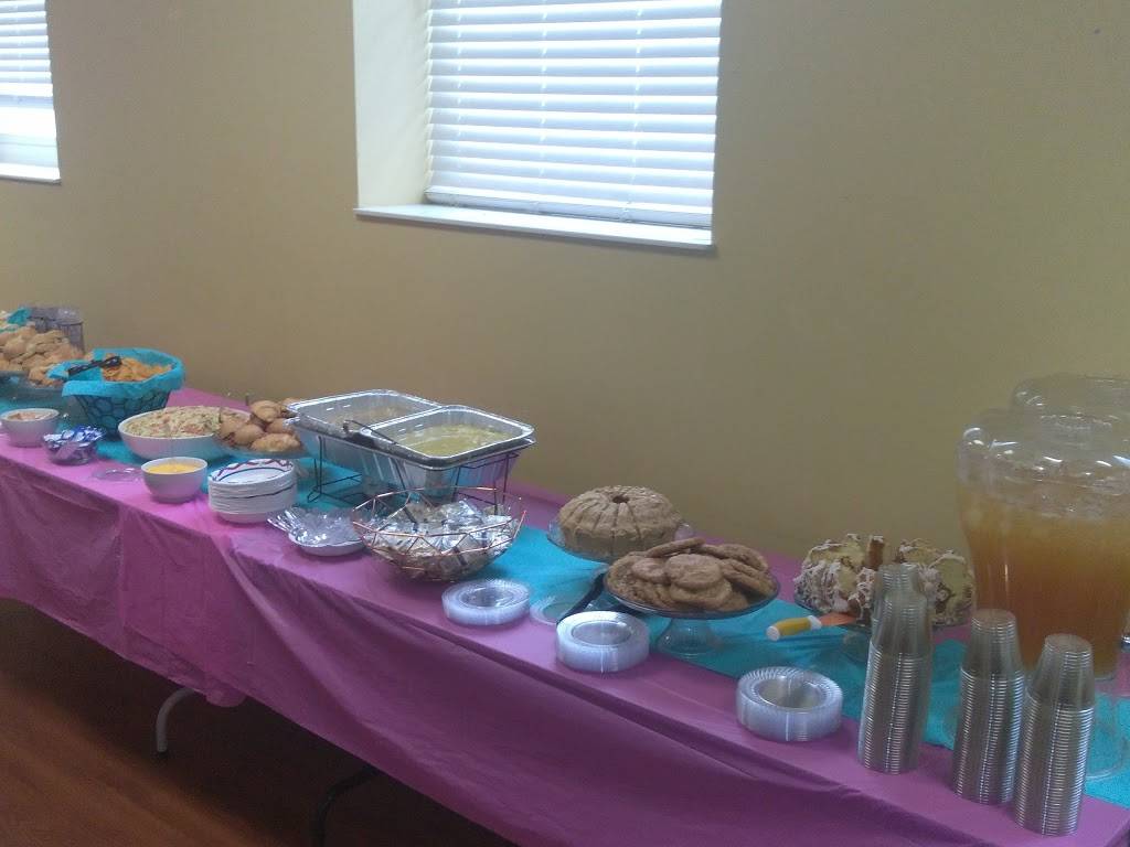 Sweet Peaches | bakery | 1800 W Muhammad Ali Blvd, Louisville, KY 40203, USA | 5023560232 OR +1 502-356-0232