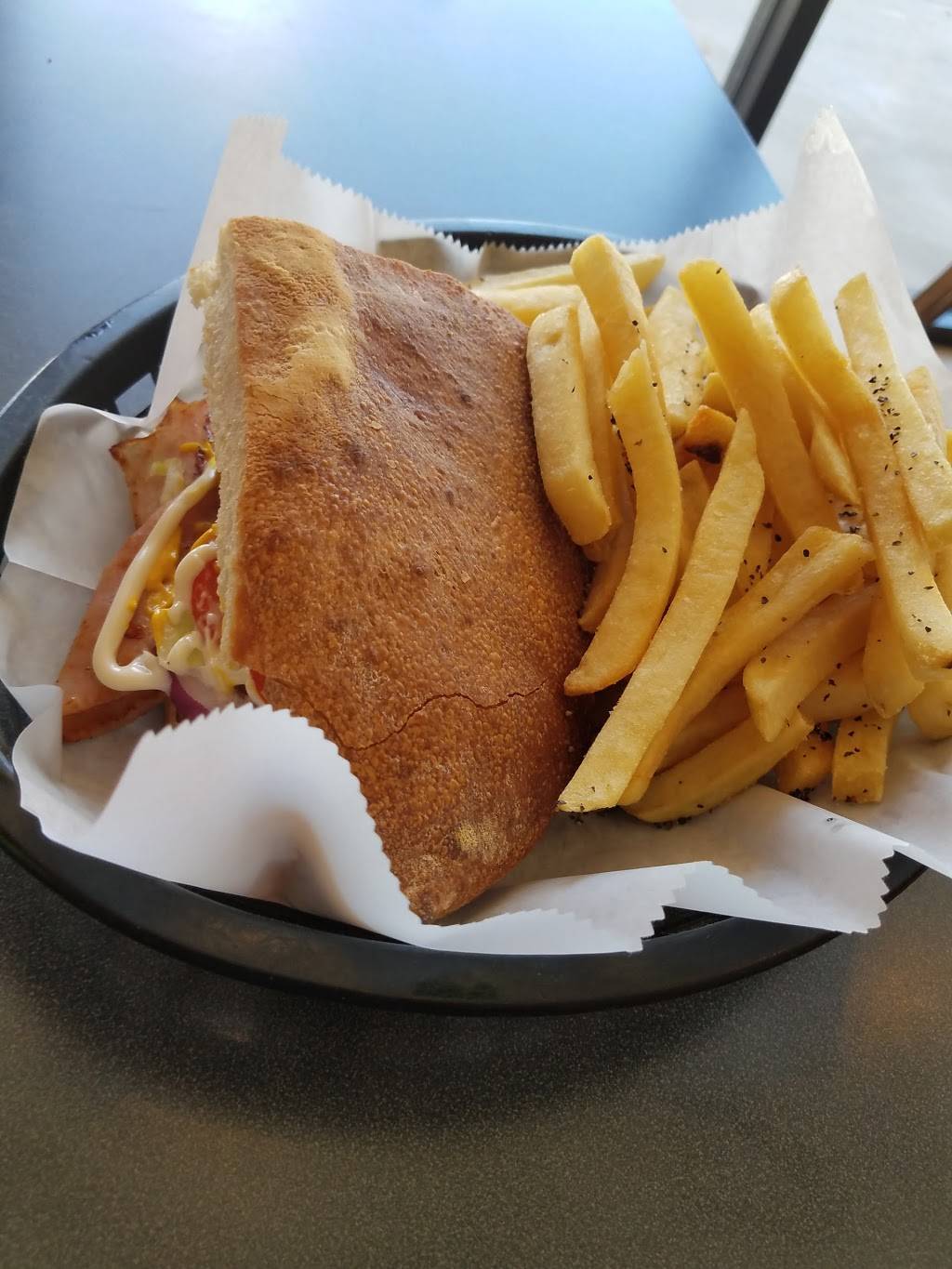 Original Italian Pizza | restaurant | 13721 FM 1097 Rd w E, Willis, TX 77318, USA | 9368906400 OR +1 936-890-6400