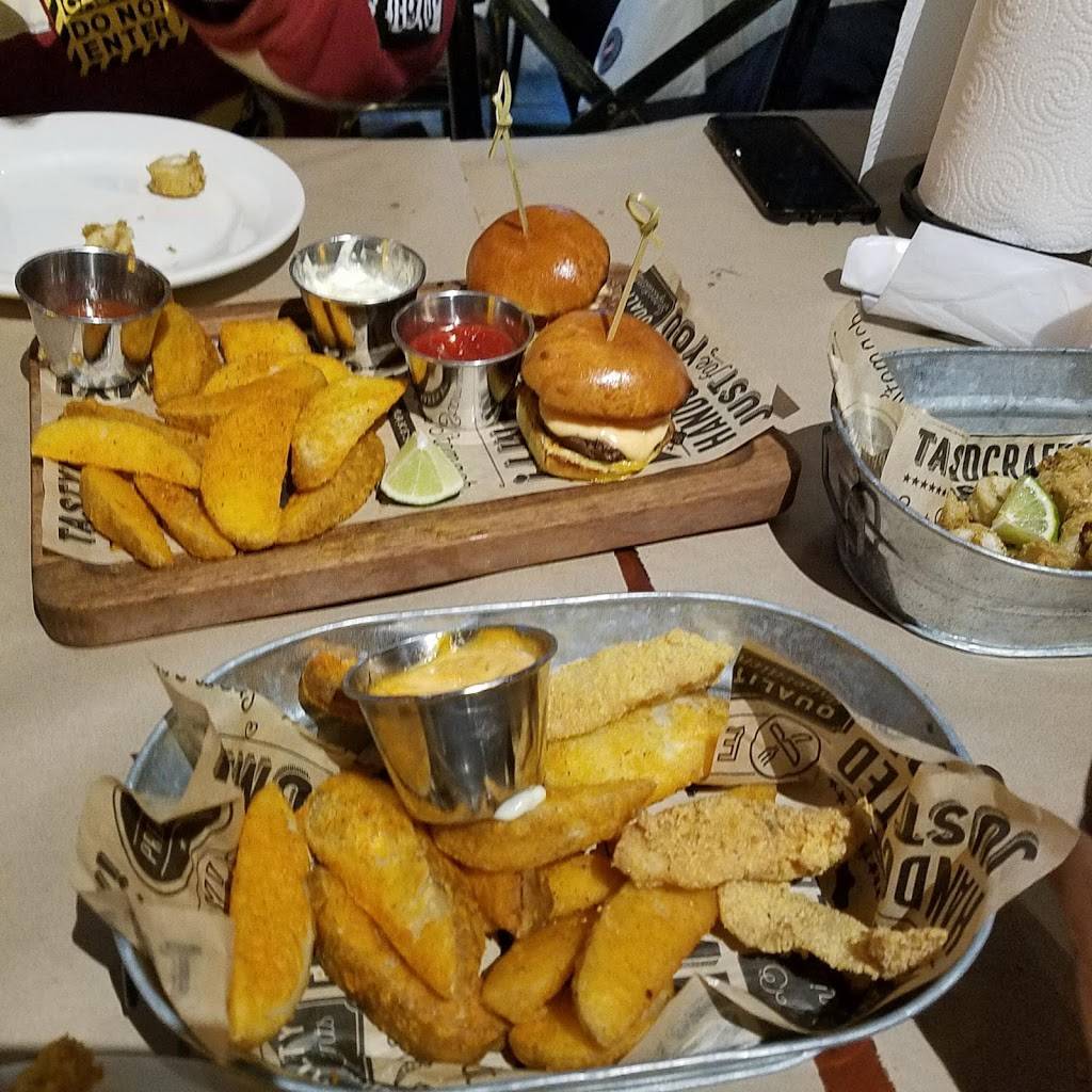 Voodoo Crab of Massapequa | restaurant | 997 Carmans Rd, Massapequa, NY 11758, USA | 5168097777 OR +1 516-809-7777