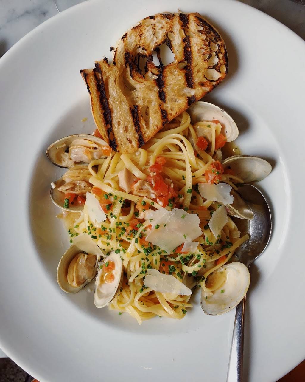 Forno Kitchen + Bar | restaurant | 721 N High St, Columbus, OH 43215, USA | 6144690053 OR +1 614-469-0053